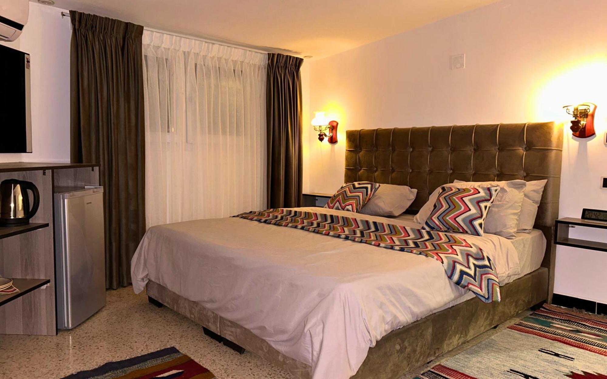 Celestia Boutique Inn - Boutique Stay Overlooking Jerash Ruins Dżarasz Pokój zdjęcie