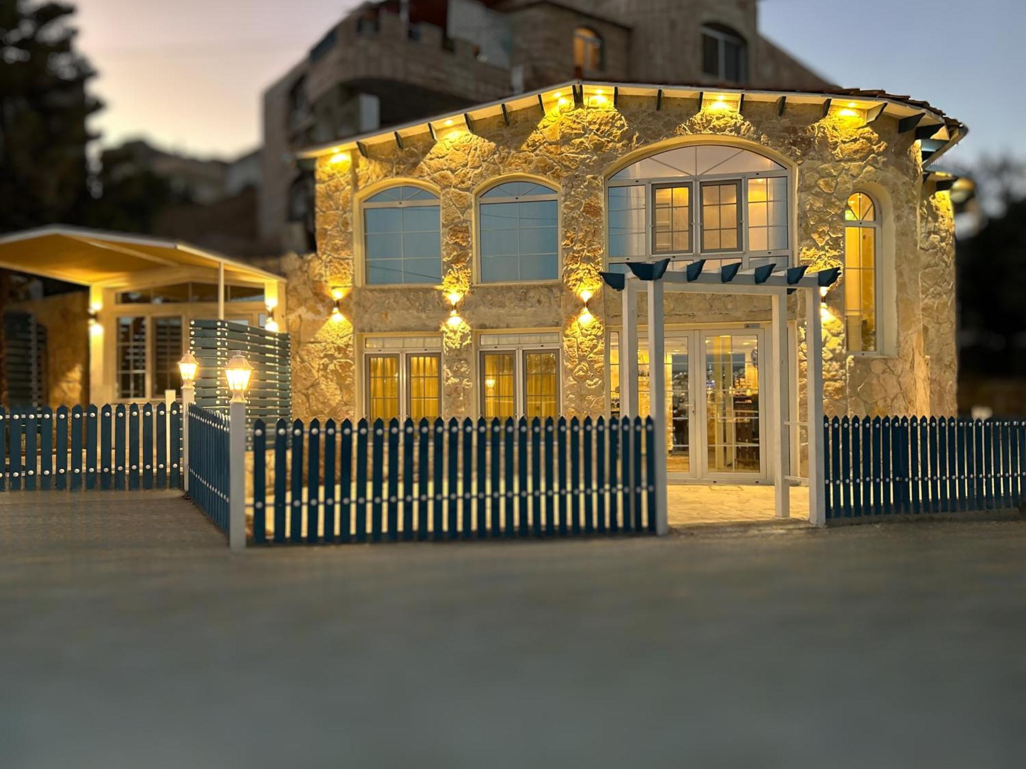 Celestia Boutique Inn - Boutique Stay Overlooking Jerash Ruins Dżarasz Zewnętrze zdjęcie